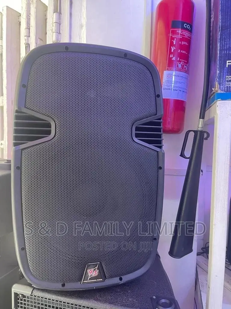 Vs Powered Speaker
