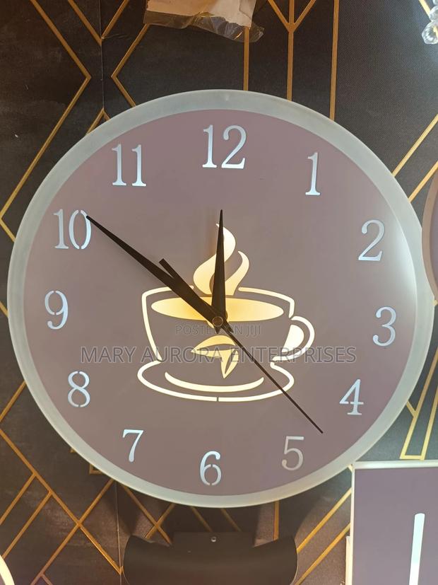 Wall Clock - main view