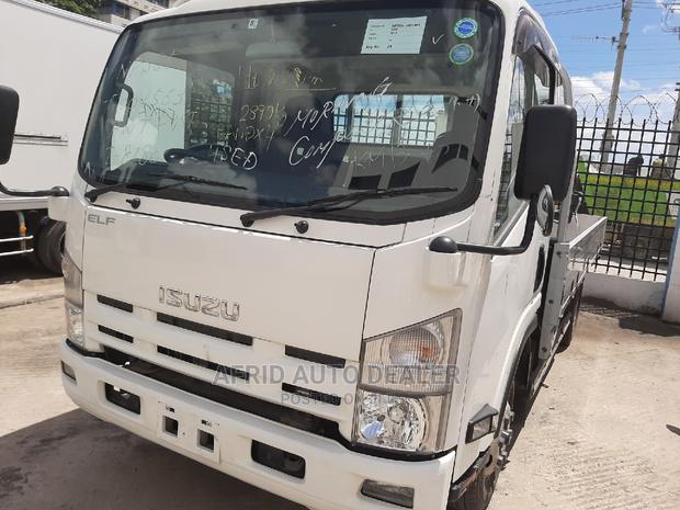 Isuzu ELF Truck 2016 White