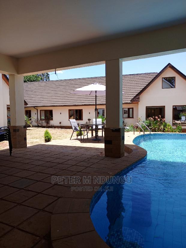 8bdrm Maisonette in Ridgeways for sale - thumbnail 20