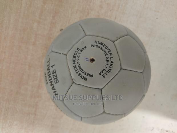 Hawk Handball Size 2 - thumbnail 2