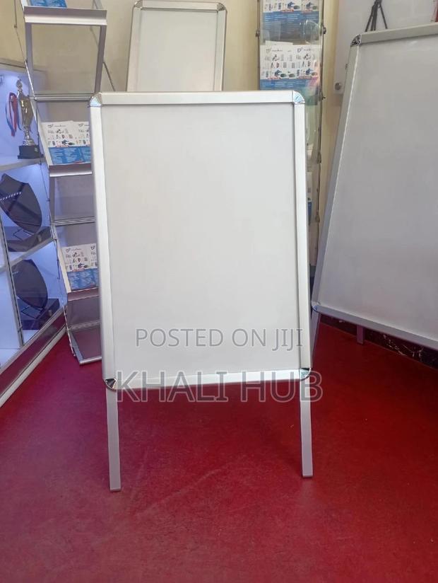 Snapper Frame/ Poster Board. - main view