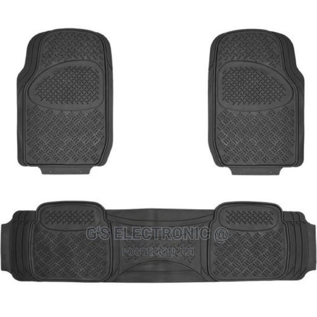 3pcs Universal Car Floor Mats - main view