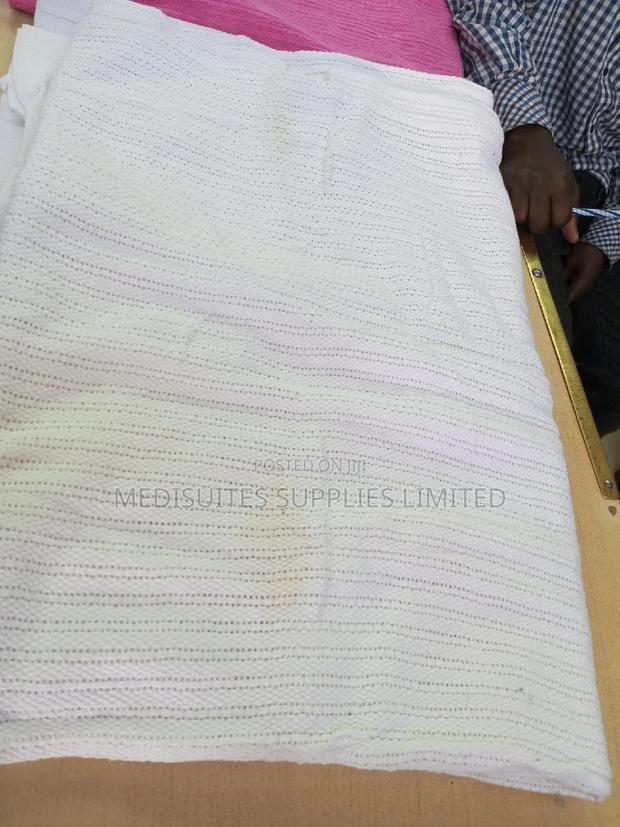 Hospital Blankets - thumbnail 3