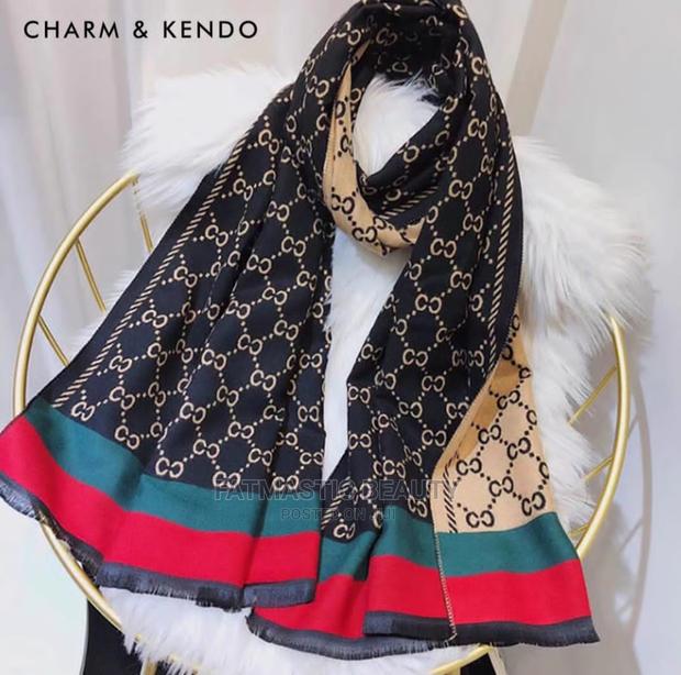 Heavy Shawl Woolen - main view