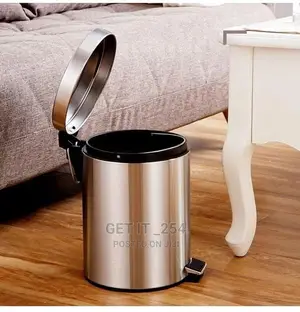 8 Liters Stainless Steel Pedal Dustbin
