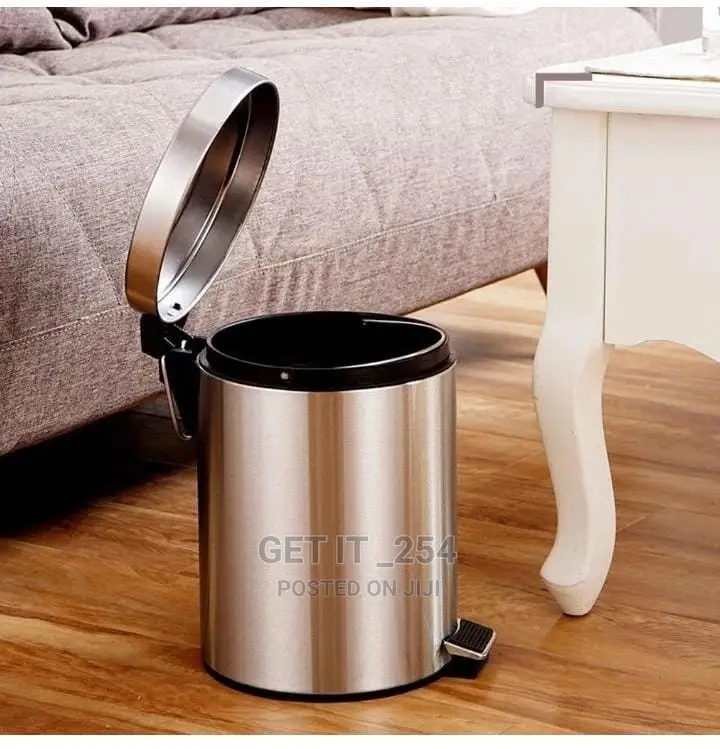 8 Liters Stainless Steel Pedal Dustbin
