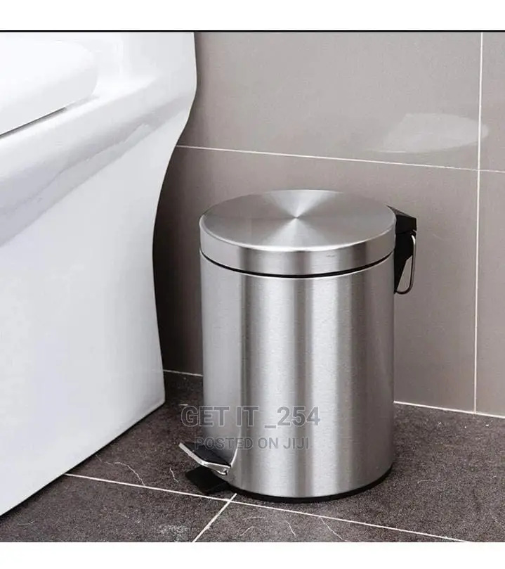 8 Liters Stainless Steel Pedal Dustbin