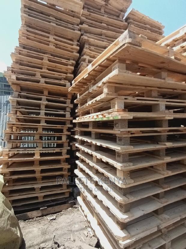Wood Pallets- 0101
