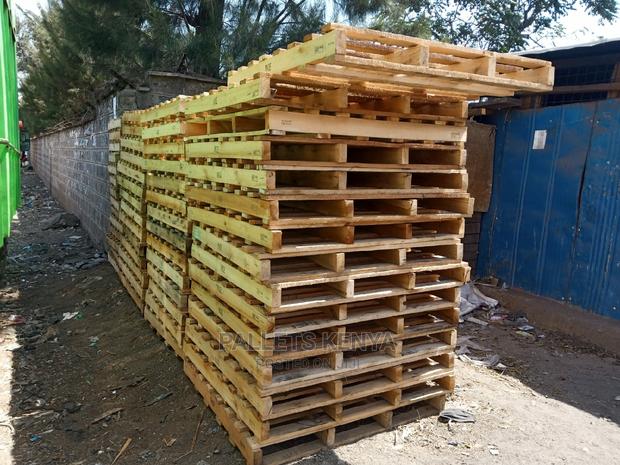 Wood Pallets- 0105