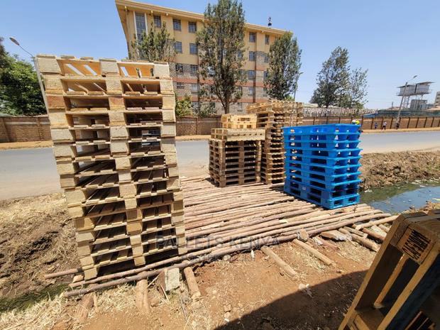 Wood Pallets- 094 - main view