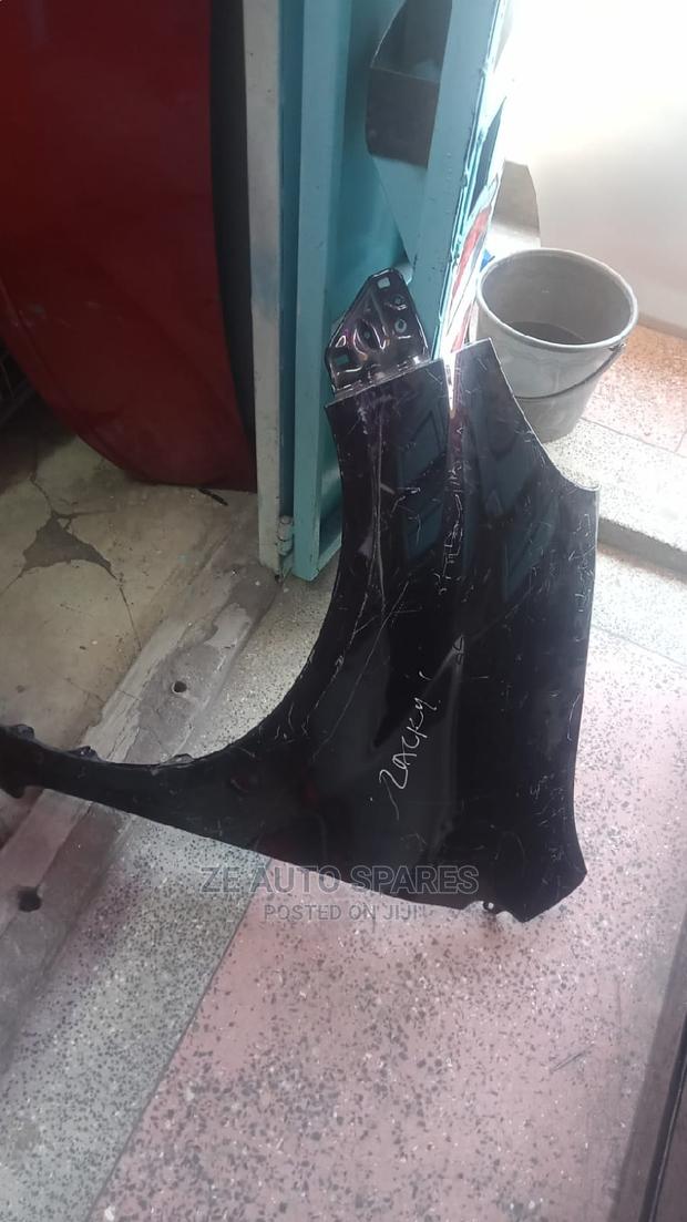 Toyota Passo 2012 Fender