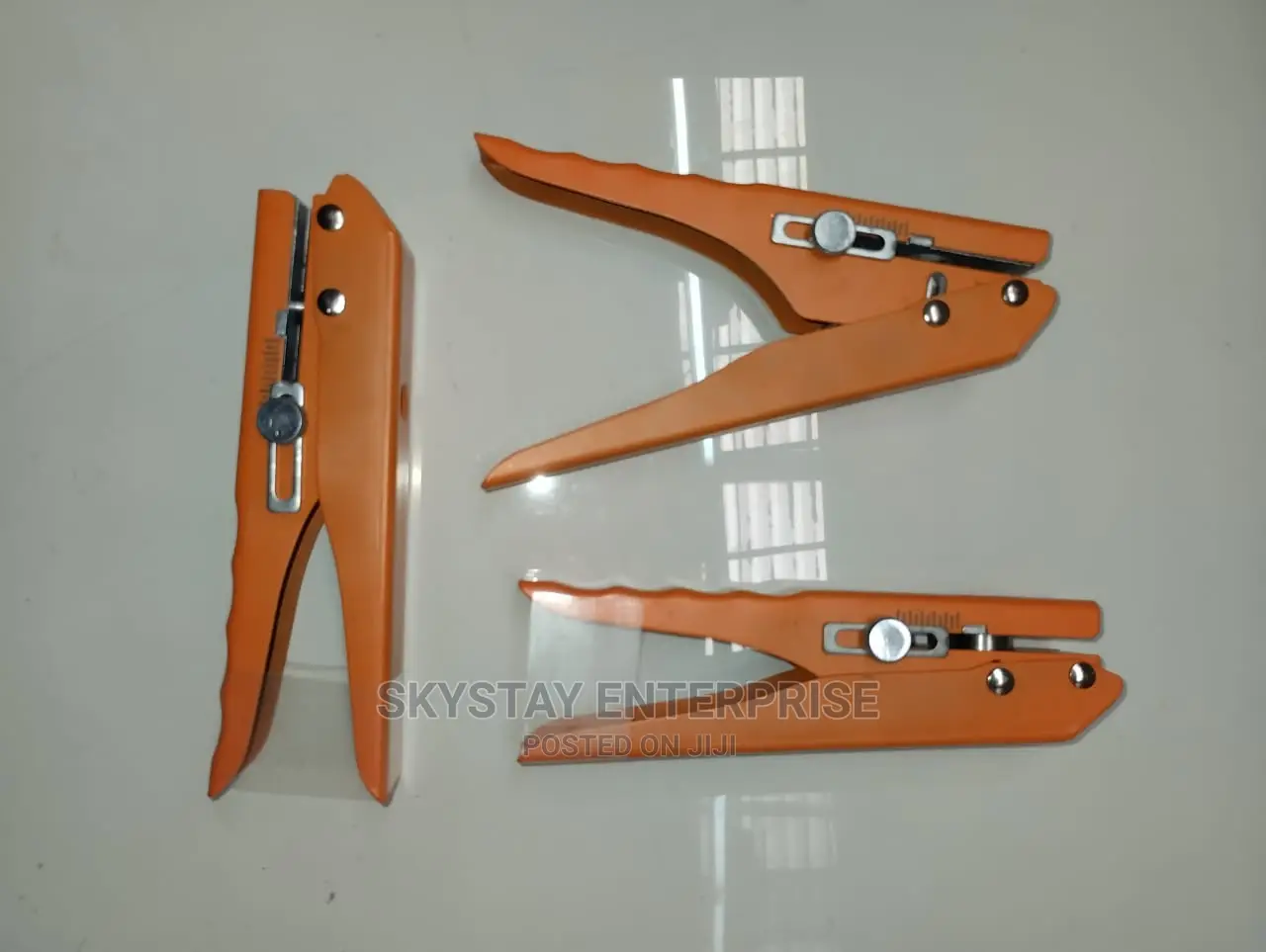 Edge Banding Punch Pliers