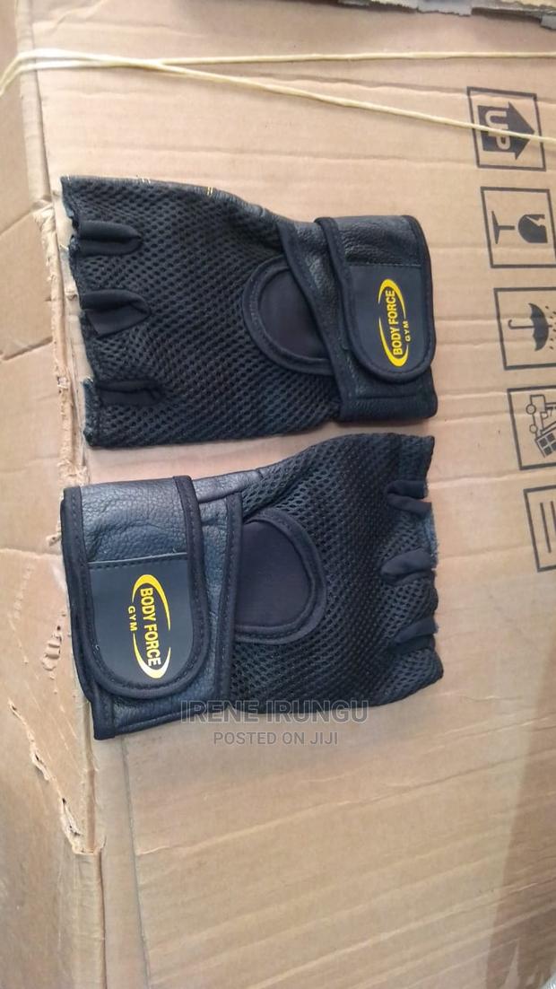 Gym Gloves, Gloves
