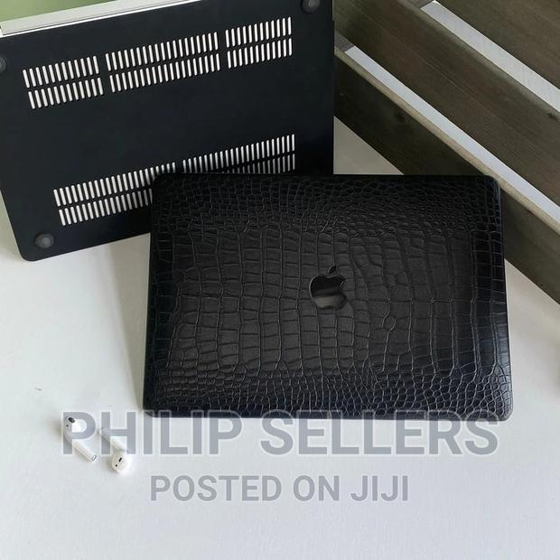 Leather Case Macbook Pro 13 A2338 Pro - thumbnail 4