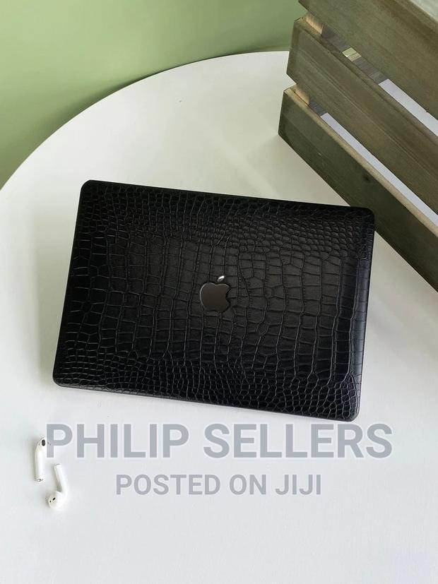 Leather Case Macbook Pro 13 A2338 Pro - main view