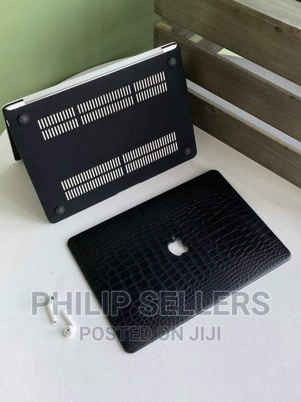 Leather Case Macbook Pro 13 A2338 Pro - thumbnail 3