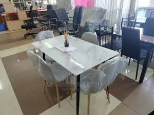 4 Seaters Dining Tables.