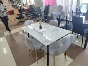 4 Seaters Dining Tables.
