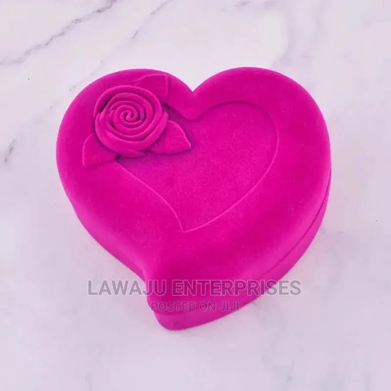 Nicely Velvet Wrapped Gift Set for Women