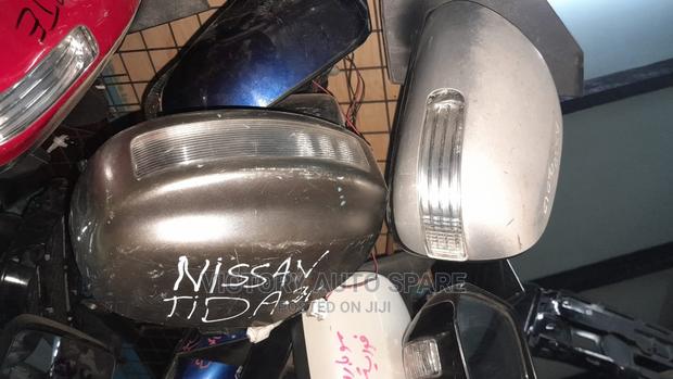 Nissan Tiida Side Mirror - main view