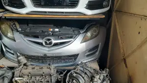 Mazda Atenza Nosecut 2010/2011
