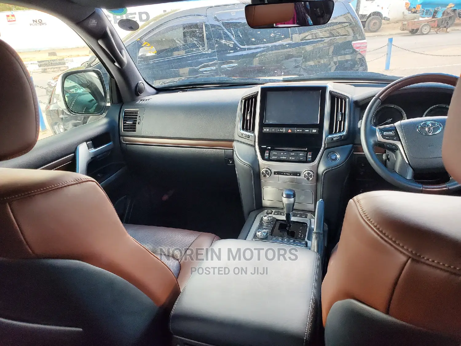 Toyota Land Cruiser 2017 Off White