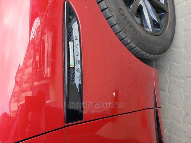 Jaguar F-Pace 2017 Red - thumbnail 4
