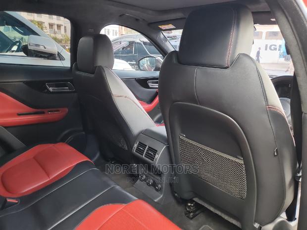 Jaguar F-Pace 2017 Red - thumbnail 9
