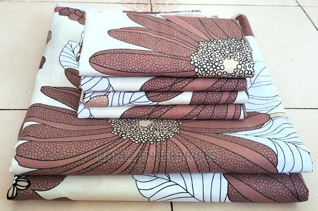 Bedsheet Flowered 6by6 - thumbnail 3