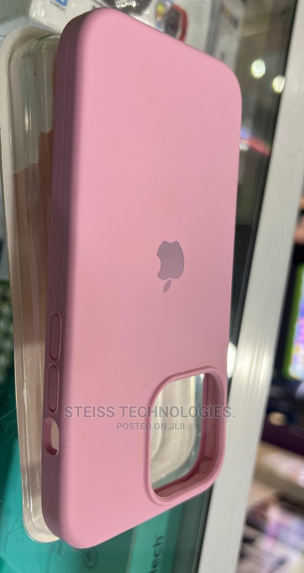 iPhone 13pro Pink Silicon Case. - thumbnail 3