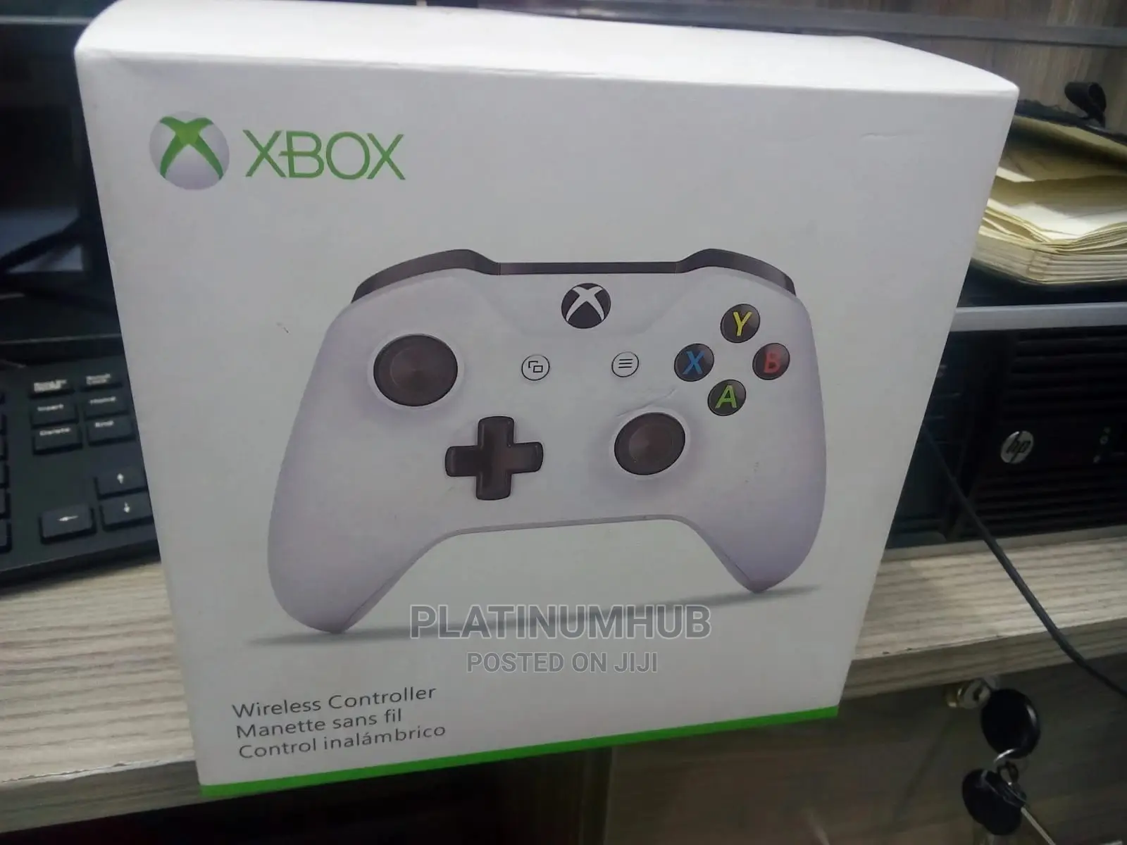 White X Box One Controller