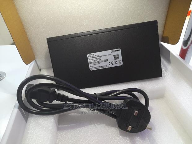 6-Port Fast Ethernet Switch With 4-Port POE