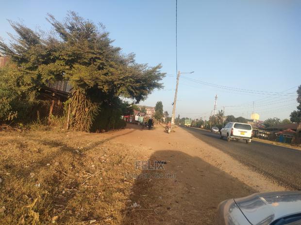 Karatina/Jambo Touching Main Tarmac 50/100 - thumbnail 3