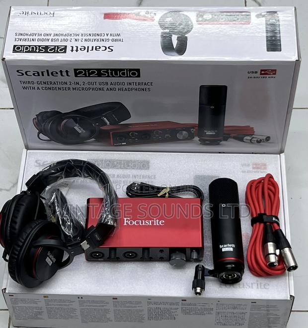 Scarlet 2i2 Focusrite Sound Card /Studio Kit