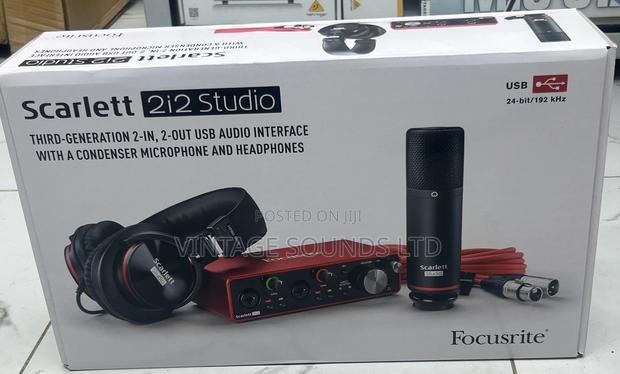 Focusrite Scarlett 2i2 Studio Soundcard/ Audio Interface