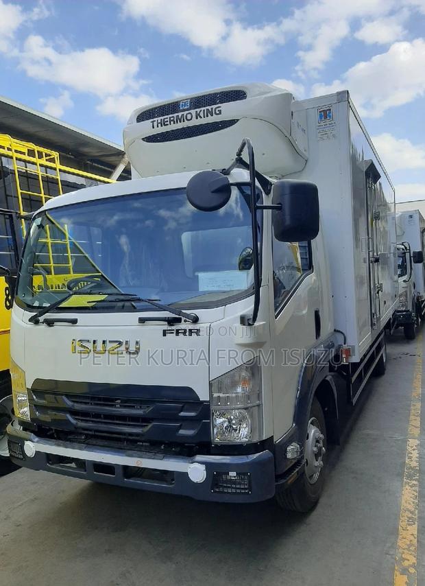 Isuzu FRR Refrigerated Body