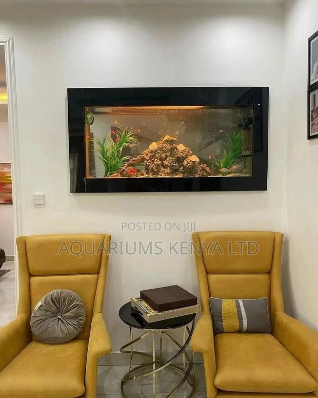 Coral Wall Mount Aquarium - main view