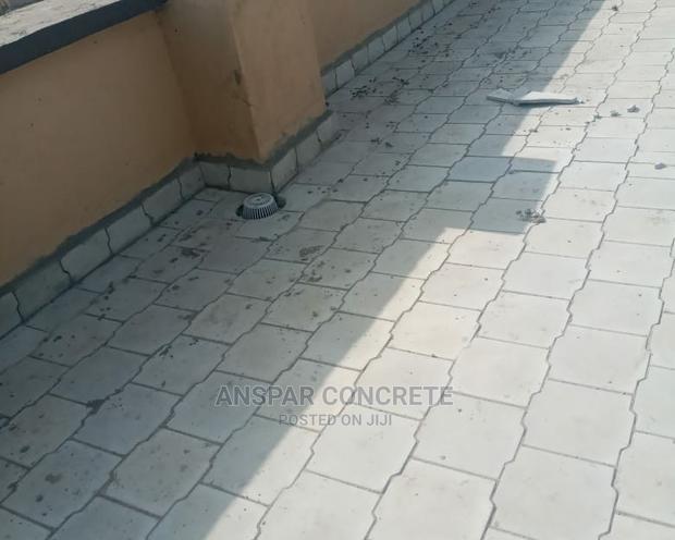 Concrete Interlocking Tiles - thumbnail 3