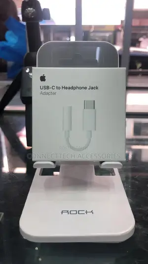 Apple USB-C to Lighting Headphone Jack Adapter