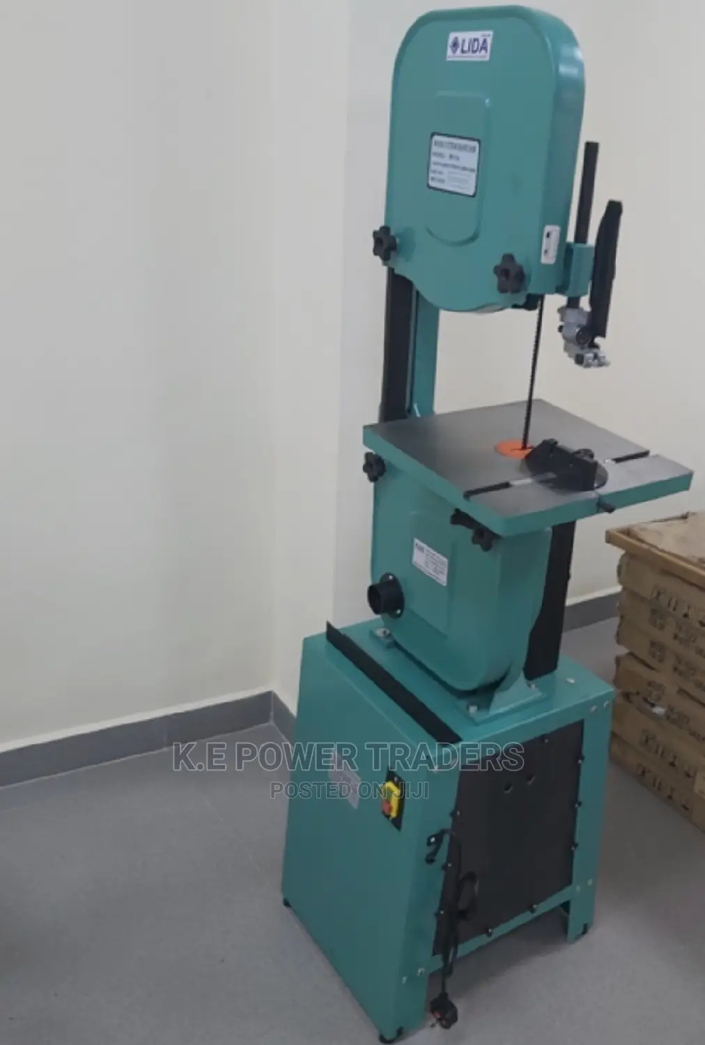Freestanding Multi-use Lida Bandsaw