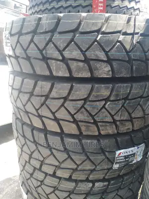 Oynx Tyres Sizes 315/80/R22.5 Tubeles.