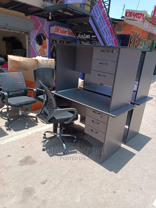 Office Desk - main view