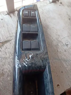 Subaru Y01B Switch
