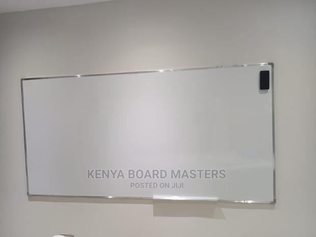 Whiteboards √ Whiteboards ✓ Whiteboards* Whiteboards 8*4ft