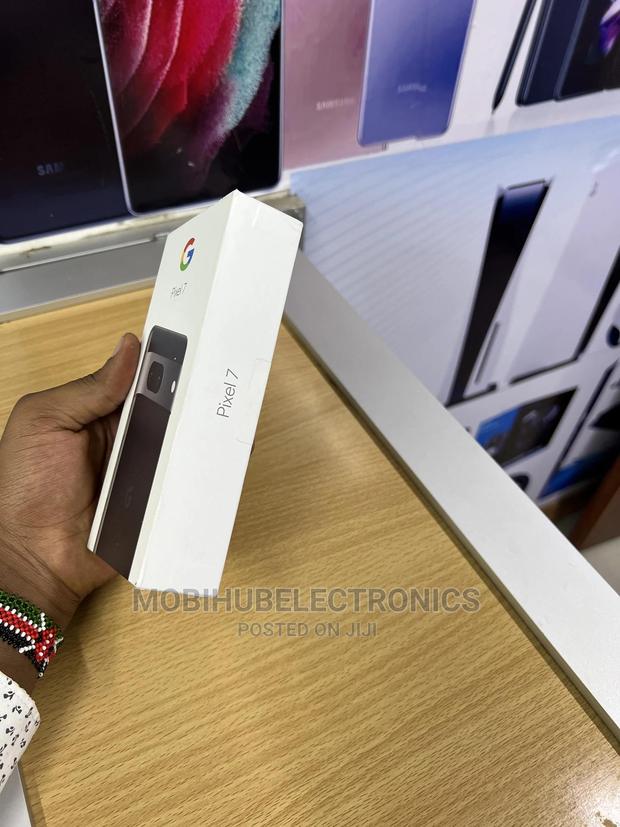 New Google Pixel 7 128 GB Black - thumbnail 3