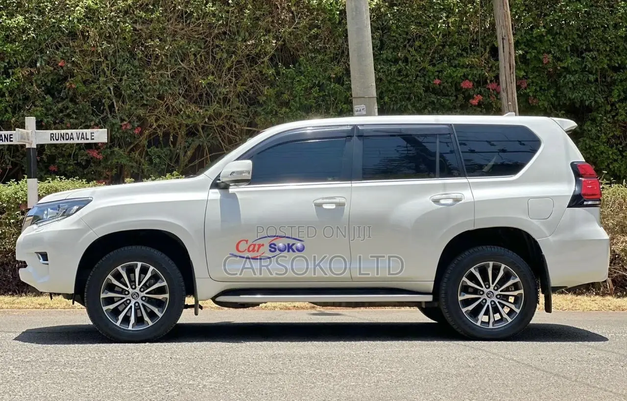 Toyota Land Cruiser Prado 2018 White