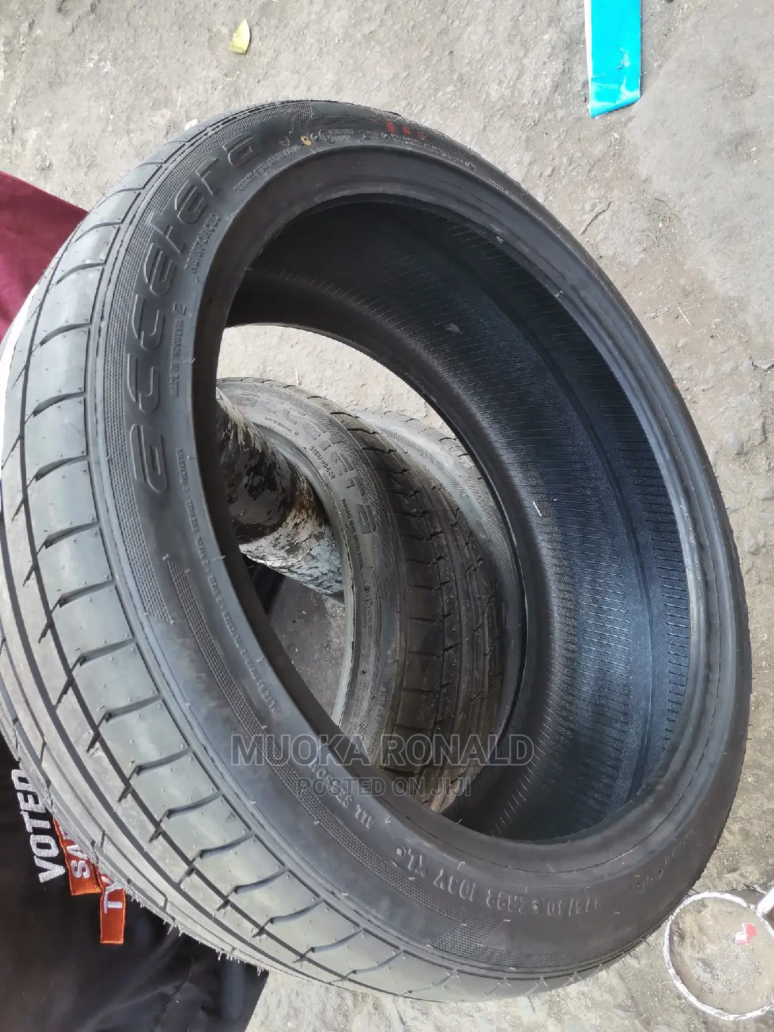 275/40r22 Accelera Tyre Made in Indonesia