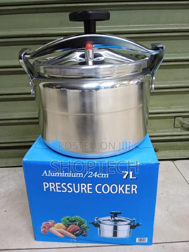 Non Explosive Pressure Cooker 7 Litres