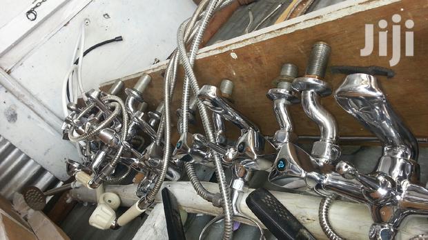 Cobra Bathtubs Mixtures - main view